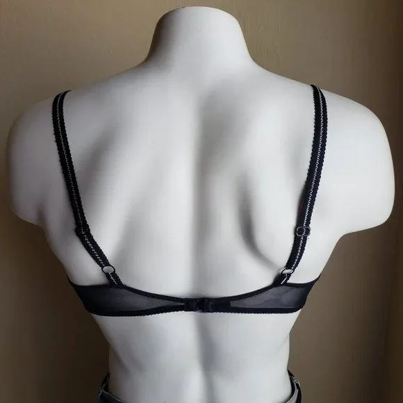 DKNY Black & White Lace Bra – Size 36B - Picture 5 of 13